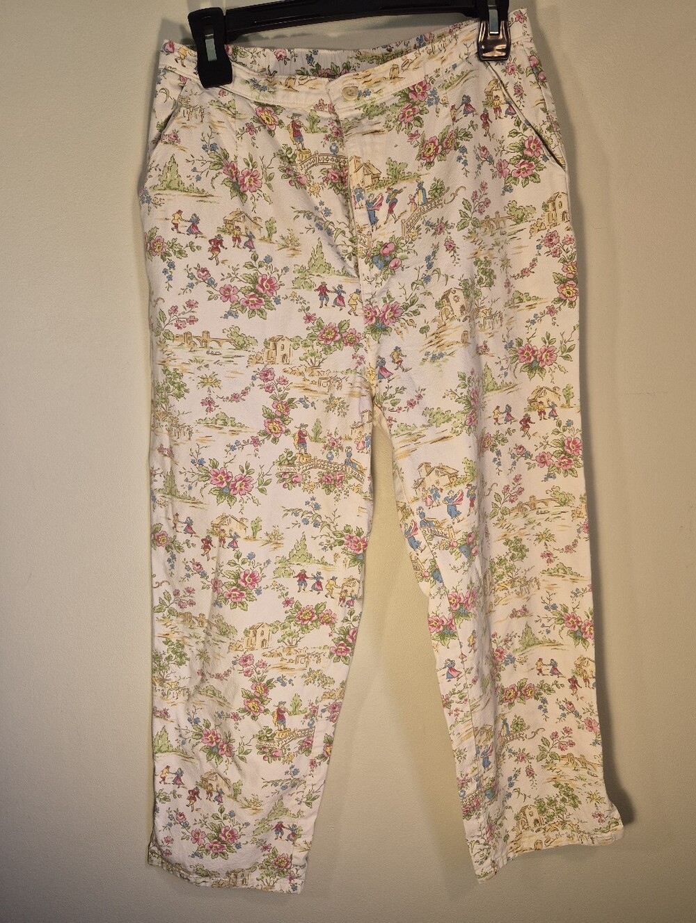 Vintage High Waist Cotton Fun Whimsical Travel Resort Summer Floral Scene Print